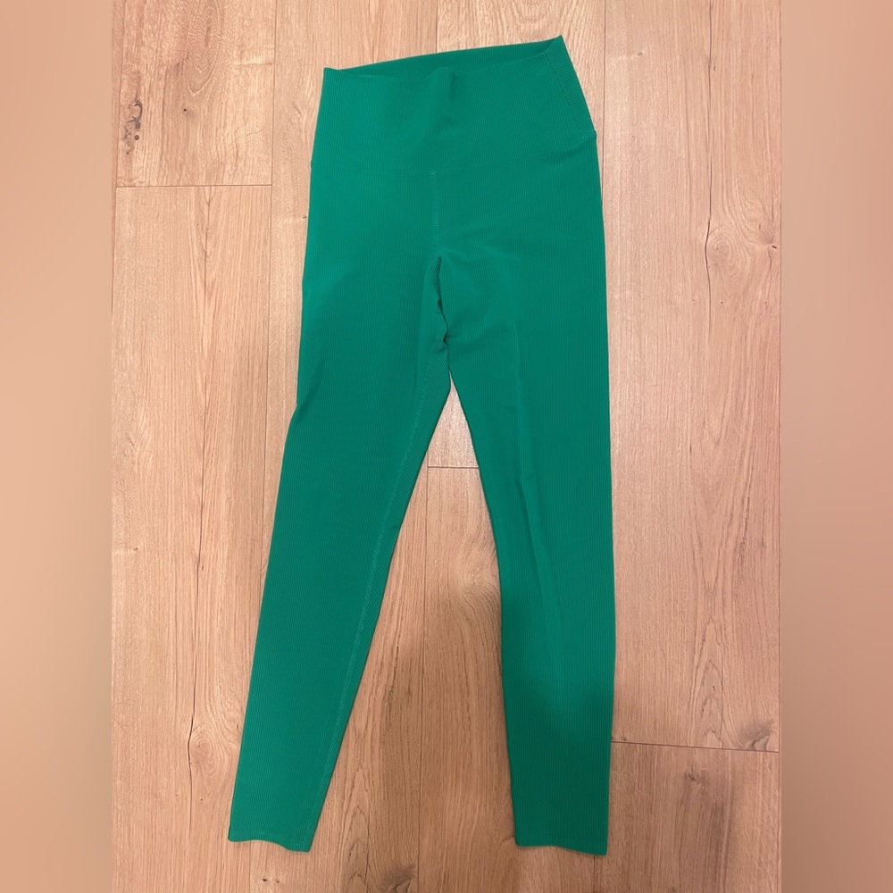Beach Riot Ayla jelly bean green leggings